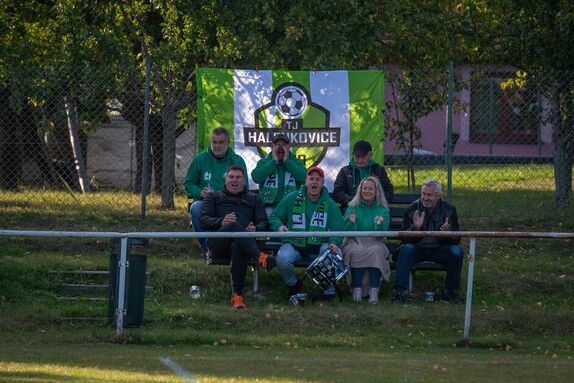 2023-10-08-zlutava 1