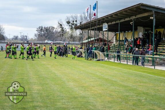 2022-04-03-napajedla 1